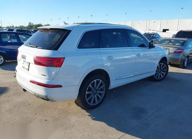 WA1LHAF75KD042718 2019 2019 Audi Q7- 45 Premium/45 Se Premium 4