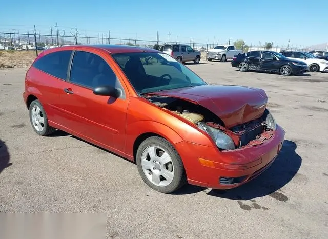 3FAFP31N35R147413 2005 2005 Ford Focus- ZX3 1