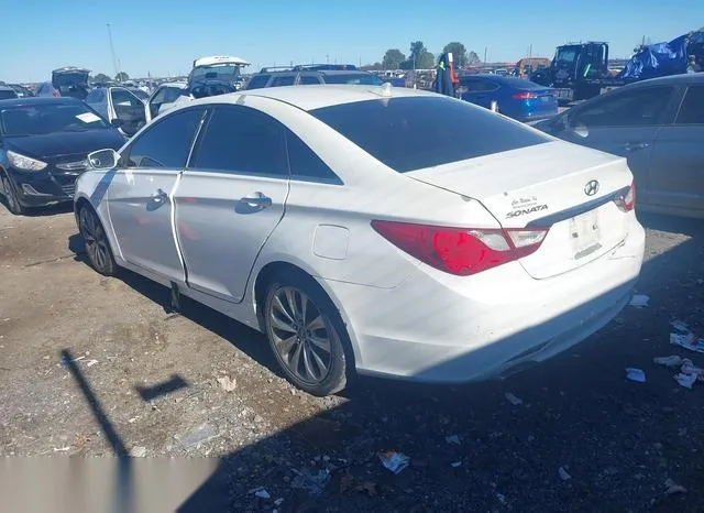 5NPEC4AC5BH098574 2011 2011 Hyundai Sonata- SE 3