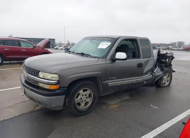 2GCEC19T8Y1355658 2000 2000 Chevrolet Silverado 1500- LS 2