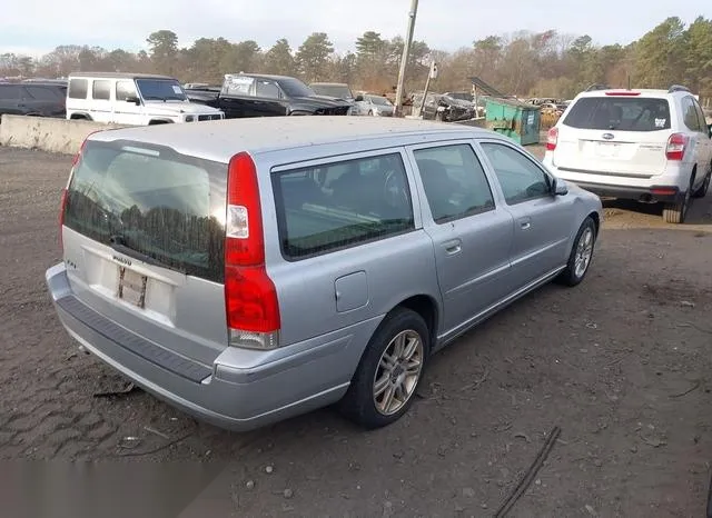 YV1SW640562577618 2006 2006 Volvo V70- 2-4 4