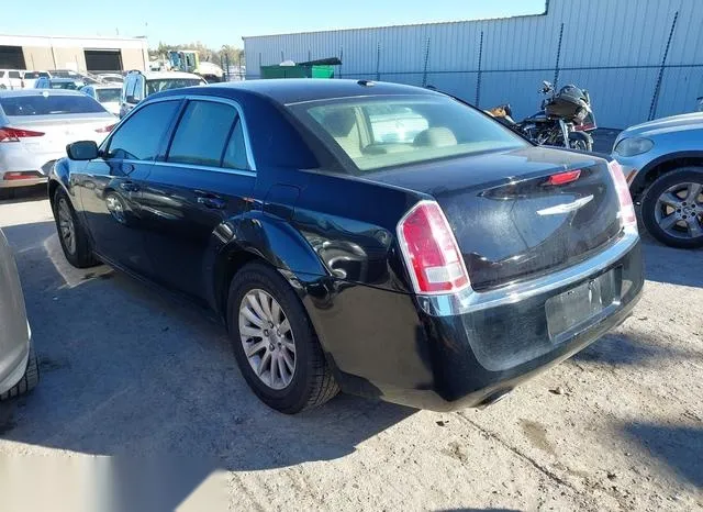 2C3CCAAG8DH647502 2013 2013 Chrysler 300- Motown 3