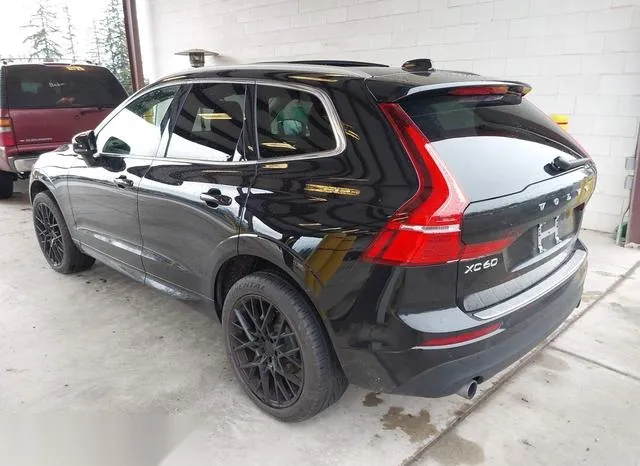 YV4102RK2L1411657 2020 2020 Volvo XC60- T5 Momentum 3