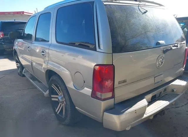 1GYEK63NX6R123930 2006 2006 Cadillac Escalade- Standard 3