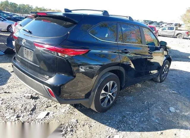 5TDKDRAH3PS523378 2023 2023 Toyota Highlander- Xle 4