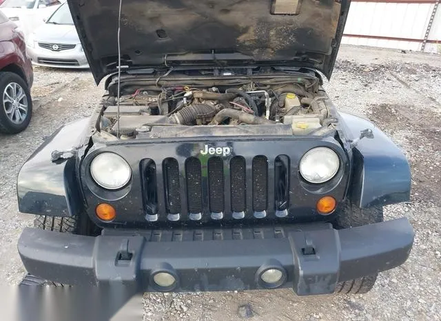 1J4FA54117L177005 2007 2007 Jeep Wrangler- Sahara 10