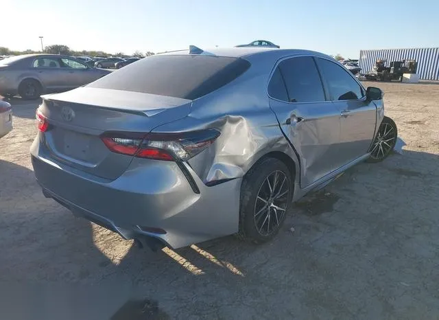 4T1G11AK2MU486385 2021 2021 Toyota Camry- SE 4