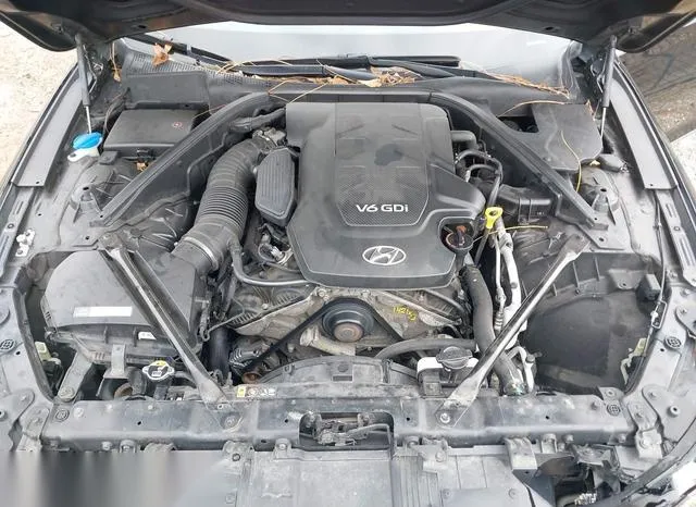 KMHGN4JE8FU020138 2015 2015 Hyundai Genesis- 3-8 10