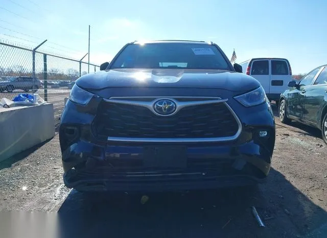 5TDHBRCH0MS524206 2021 2021 Toyota Highlander- Hybrid Xle 6