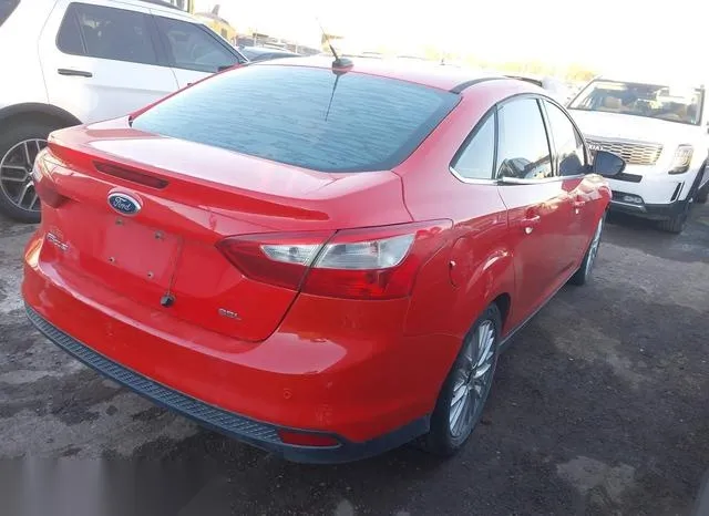 1FAHP3H28CL395432 2012 2012 Ford Focus- Sel 4