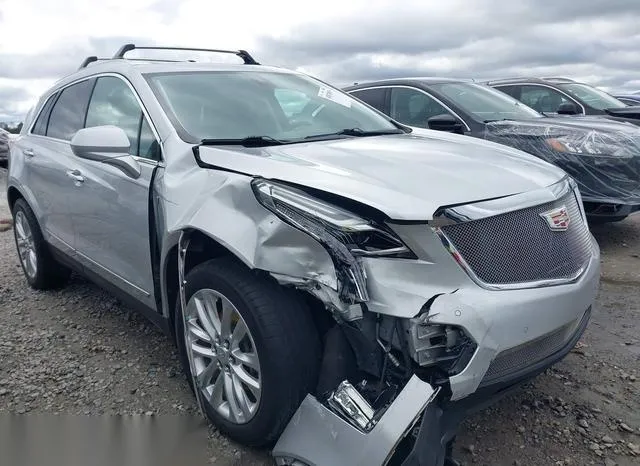 1GYKNCRS2HZ114440 2017 2017 Cadillac XT5- Premium Luxury 6