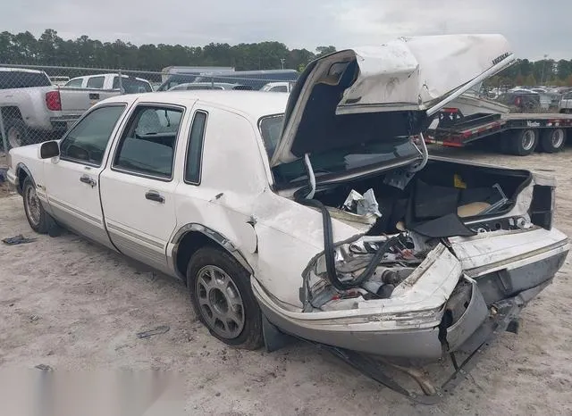 1LNLM82W3VY757139 1997 1997 Lincoln Town Car- Signature 3