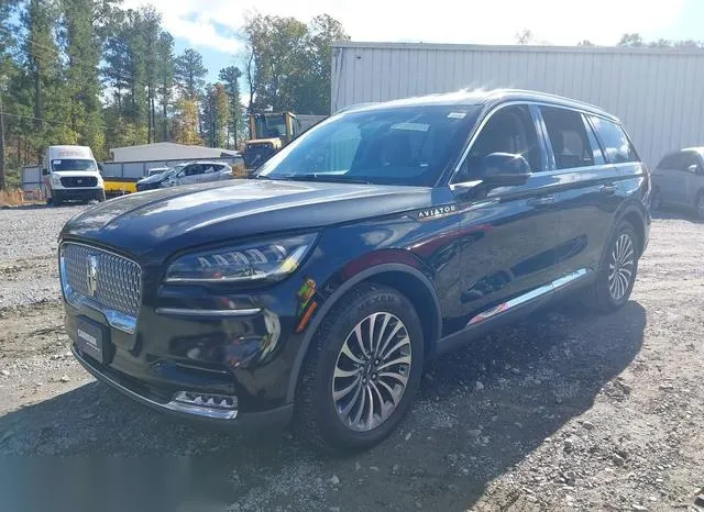 5LM5J7XC1LGL12568 2020 2020 Lincoln Aviator- Reserve 2