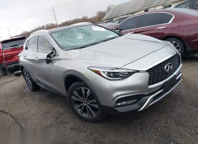 SJKCH5CR6JA052299 2018 2018 Infiniti QX30- Premium 1