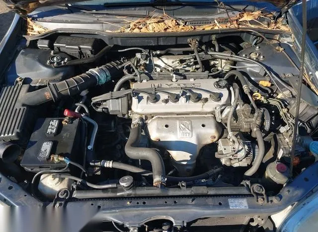 1HGCG5655WA172585 1998 1998 Honda Accord- EX 10