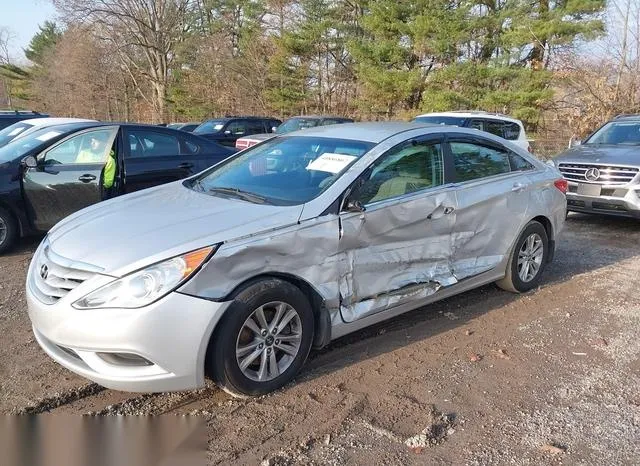 5NPEB4ACXBH126405 2011 2011 Hyundai Sonata- Gls 2