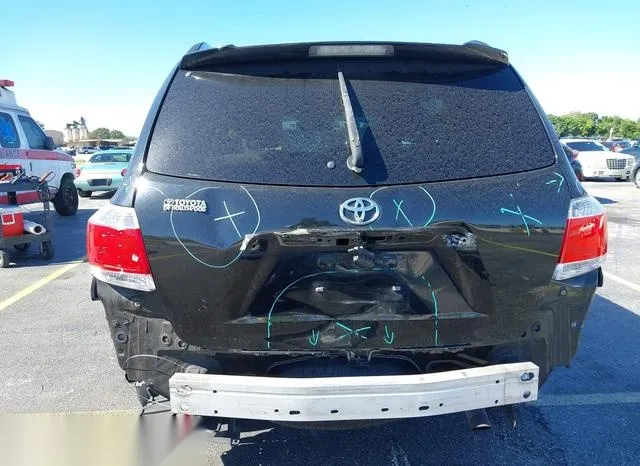 5TDZK3EH1CS084445 2012 2012 Toyota Highlander- SE 6