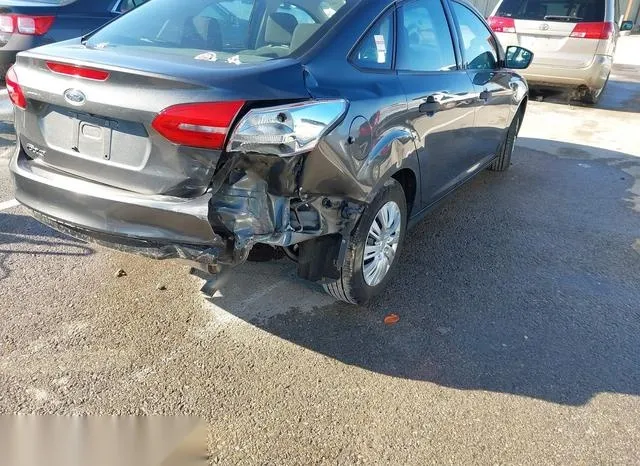 1FADP3E26JL322057 2018 2018 Ford Focus- S 6