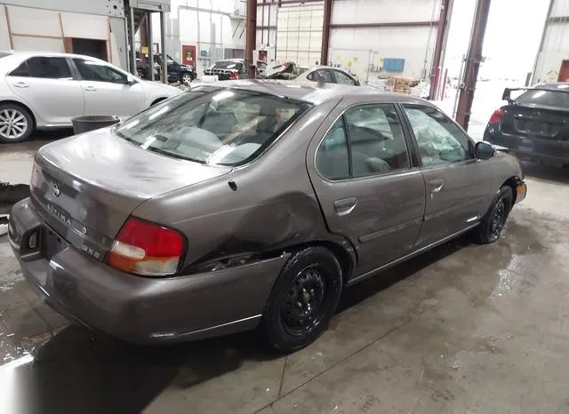 1N4DL01D4WC209099 1998 1998 Nissan Altima- Gle/Gxe/Se/Xe 4