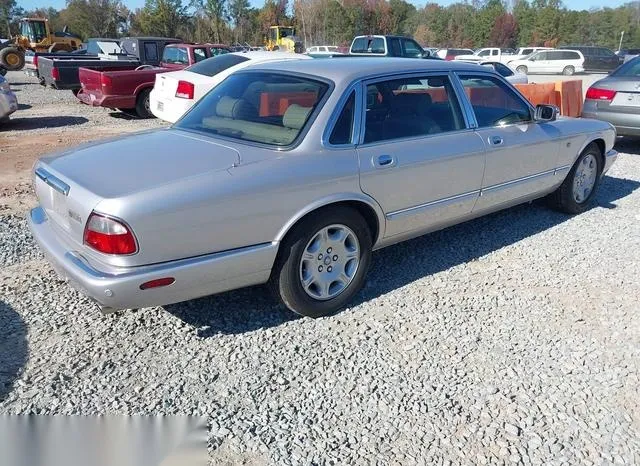 SAJDA24C01LF25904 2001 2001 Jaguar XJ8- Vanden Plas 4