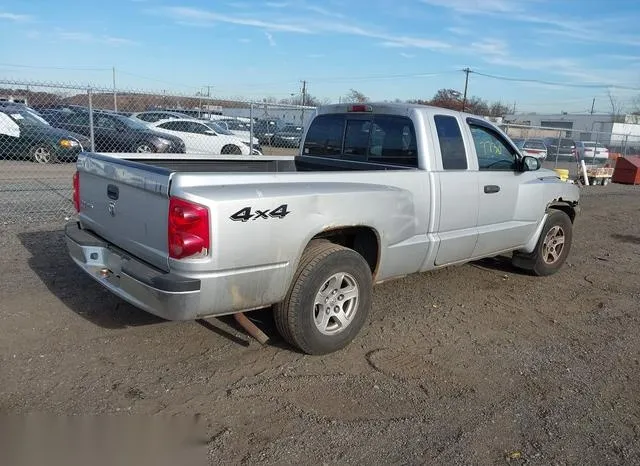 1D7HW42K35S220774 2005 2005 Dodge Dakota- Slt 4