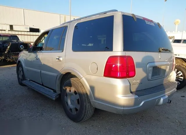 5LMFU27506LJ22207 2006 2006 Lincoln Navigator- Luxury/Ultimate 3