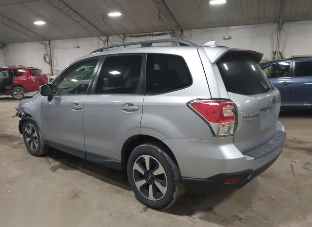 JF2SJAGC6HH493404 2017 2017 Subaru Forester- 2-5I Premium 3