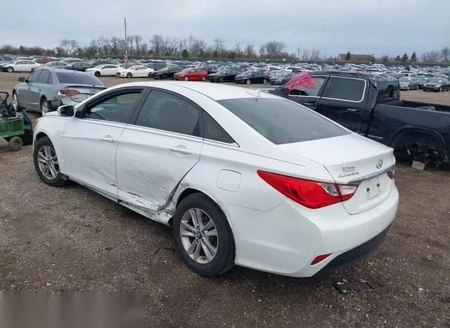 5NPEB4AC7EH900632 2014 2014 Hyundai Sonata- Gls 3