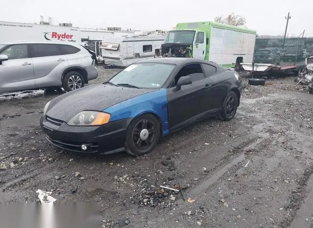 KMHHM65DX3U060916 2003 2003 Hyundai Tiburon 2