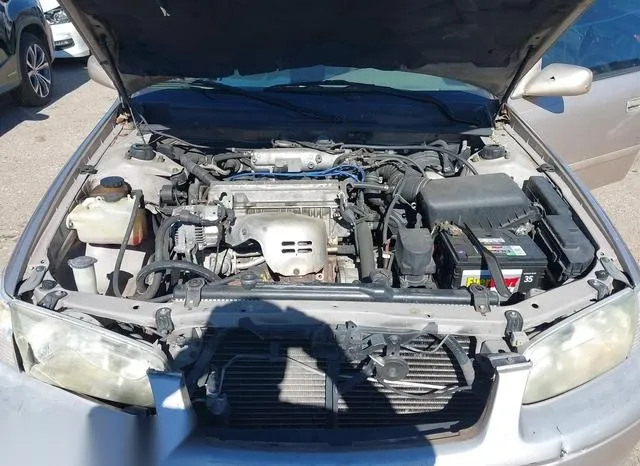 4T1BG22K71U833265 2001 2001 Toyota Camry- LE 10