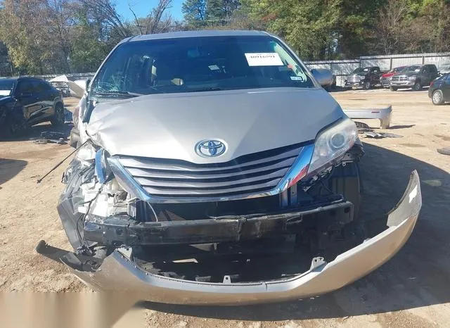 5TDYK3DC7GS725864 2016 2016 Toyota Sienna- Xle Premium 8 Pa 6