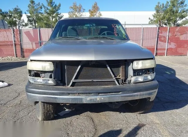 2GCEC19T311400561 2001 2001 Chevrolet Silverado 1500- LS 6