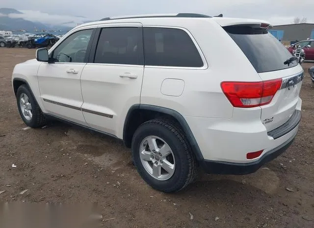 1J4RR4GG3BC546388 2011 2011 Jeep Grand Cherokee- Laredo 3