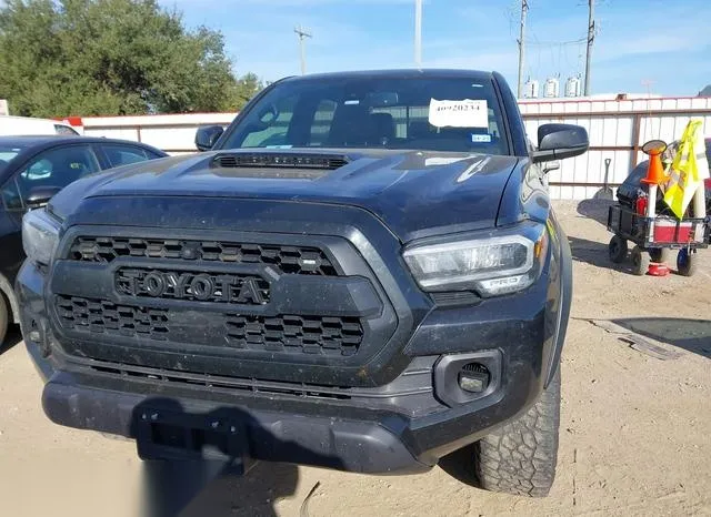 3TYCZ5AN1NT066933 2022 2022 Toyota Tacoma- Trd Pro 6