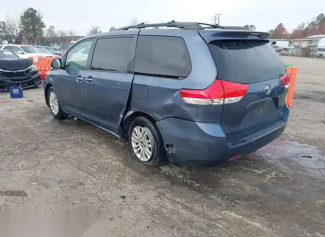 5TDYK3DC6ES506178 2014 2014 Toyota Sienna- Xle/Limited 3