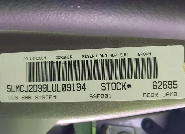 5LMCJ2D99LUL09194 2020 2020 Lincoln Corsair- Reserve 9