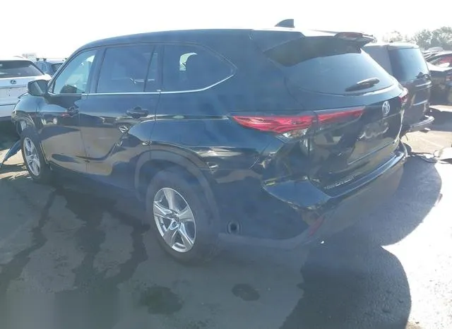 5TDZZRAH6MS515349 2021 2021 Toyota Highlander- LE 3