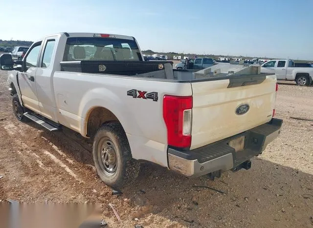 1FT7X2B63KED15775 2019 2019 Ford F-250- XL 3