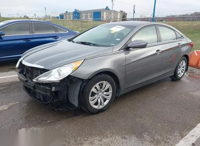 5NPEB4AC3CH503335 2012 2012 Hyundai Sonata- Gls 2