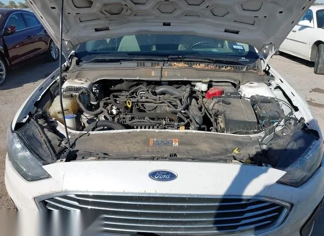 3FA6P0HD1KR215523 2019 2019 Ford Fusion- SE 10