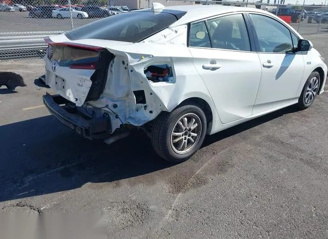 JTDKARFP1L3147476 2020 2020 Toyota Prius- Prime Xle 4