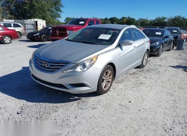 5NPEB4ACXCH370007 2012 2012 Hyundai Sonata- Gls 2