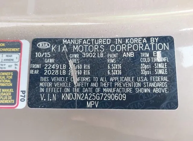 KNDJN2A25G7290609 2016 2016 KIA Soul 9