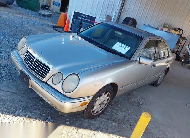 WDBJF65H3XA818085 1999 1999 Mercedes-Benz E 320 2