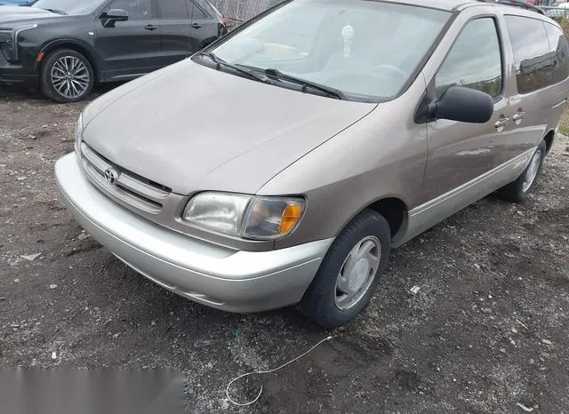 4T3ZF13C0XU118430 1999 1999 Toyota Sienna- Xle 2