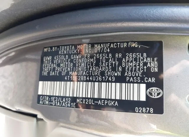 4T1BF28B44U361749 2004 2004 Toyota Avalon- Xls 9