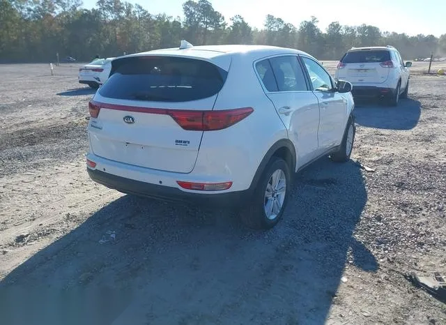 KNDPMCAC8K7560923 2019 2019 KIA Sportage- LX 4