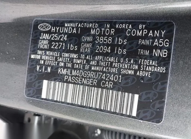 KMHLM4DG9RU742401 2024 2024 Hyundai Elantra- Sel 9