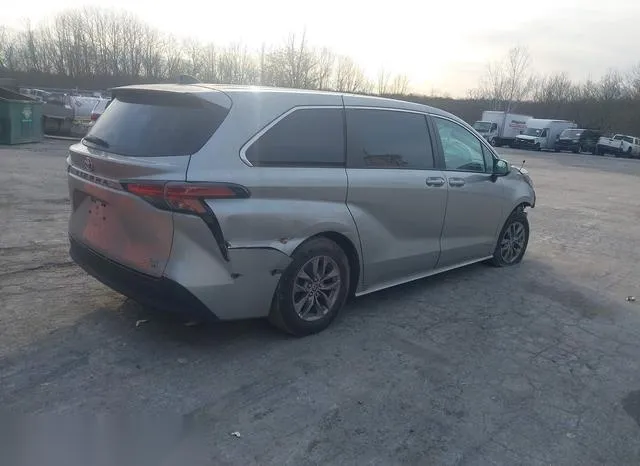 5TDKRKEC5MS031258 2021 2021 Toyota Sienna- LE 4