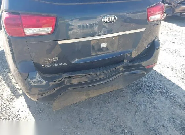 KNDMB5C13H6306924 2017 2017 KIA Sedona- LX 6